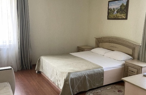 с. Витязево: Отель Платан resort