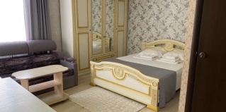 Анапа: Гостевой дом Артик