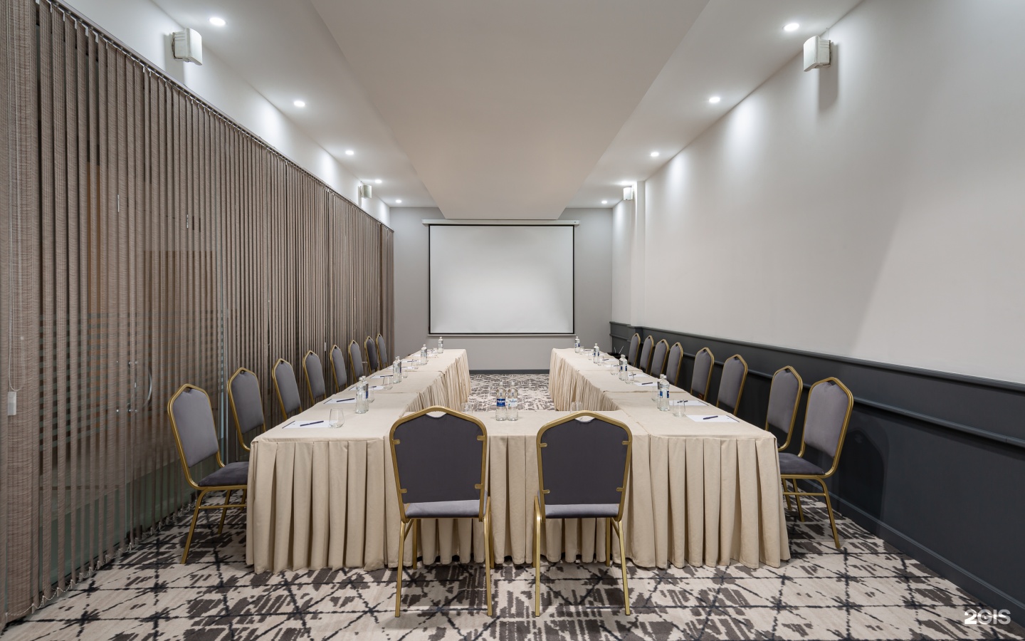 Отель DoubleTree by Hilton Shymkent в Шымкенте