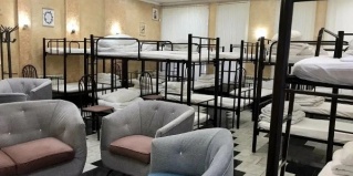 Красный Пахарь: Хостел 1001 ночь