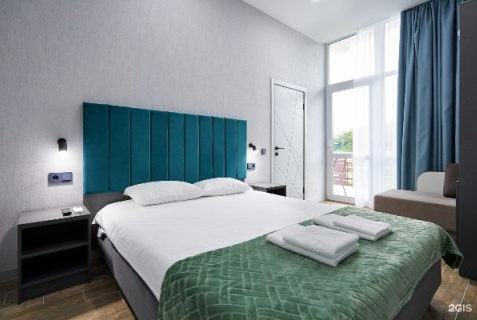 Лоо: Отель White House