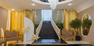 Екатеринбург: Отель Дворец Свадеб