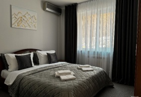 Отель Отель Less на Бирюзовой Катуни