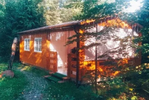 Зеленоградский: Глэмпинг Вайн Гарден
