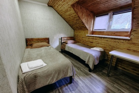 Домбай: Гостевой дом Путник