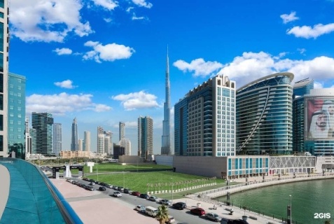 Dubai: Отель Radisson Blu Hotel Dubai Waterfront