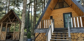 Архыз: Турбаза Wood palace